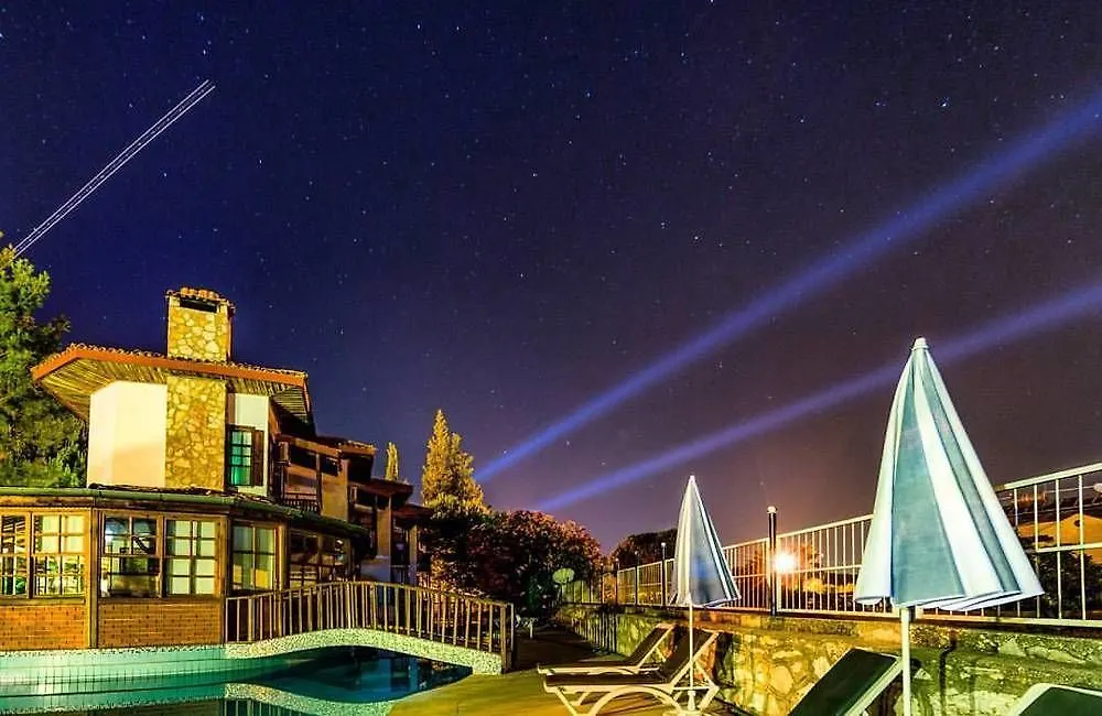 Elze Hotel Ölüdeniz 4*,